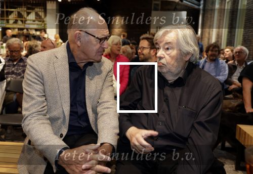Utrecht 29 september 2023
Boekpresentatie Maarten v Rossem . Ook Philip Freriks kwam even kijken . De presentatie was bij boekhandel Broese
