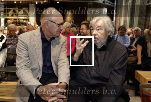Utrecht 29 september 2023
Boekpresentatie Maarten v Rossem . Ook Philip Freriks kwam even kijken . De presentatie was bij boekhandel Broese