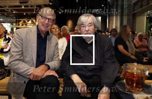 Utrecht 29 september 2023
Boekpresentatie Maarten v Rossem . Ook Philip Freriks kwam even kijken . De presentatie was bij boekhandel Broese