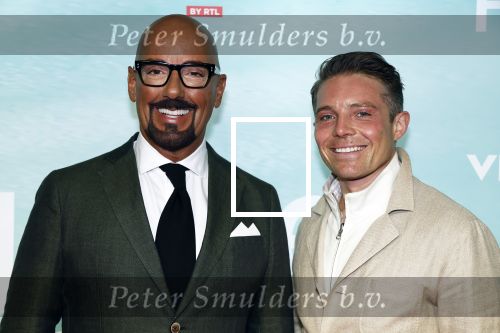 Amsterdam 10 oktober 2023
Premiere een grote familie in Tuschinski . Vidoeland gaat het uitzenden. maik de Boer met een kennis