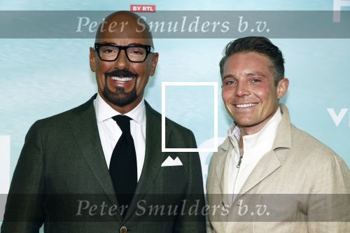 Amsterdam 10 oktober 2023
Premiere een grote familie in Tuschinski . Vidoeland gaat het uitzenden. maik de Boer met een kennis