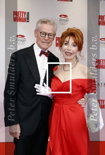 Utrecht 8 oktober 2023
Premiere Pretty Woman in het Beatrixtheater in Utrecht. Marijke Helwegen met Partner Harrie