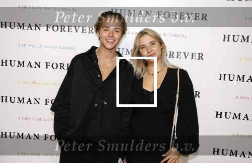 Amsterdam 9 oktober 2023
Premiere Human Forever door oa Teun Toebes in Tuschinski. Mark Lucas en Marit Hanse