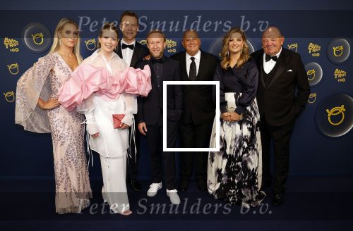 Amsterdam 12 oktober 2023
Televizierring 2023 in Carre .
Noa Vahle won de prijs voor talent van het jaar. Oranje zomer met oa Merel Ek, Helene Hendriks, Noa Vahle Jack v gelder Raymond Mens Sam Hagens  en Pieter Cobelens