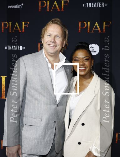 Amsterdam 13 oktober 2023
Premiere Piaf in het DeLamar theater.
Natacha Harlequin met partner