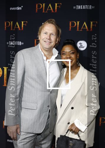 Amsterdam 13 oktober 2023
Premiere Piaf in het DeLamar theater.
Natacha Harlequin met partner