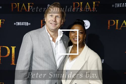 Amsterdam 13 oktober 2023
Premiere Piaf in het DeLamar theater.
Natacha Harlequin met partner