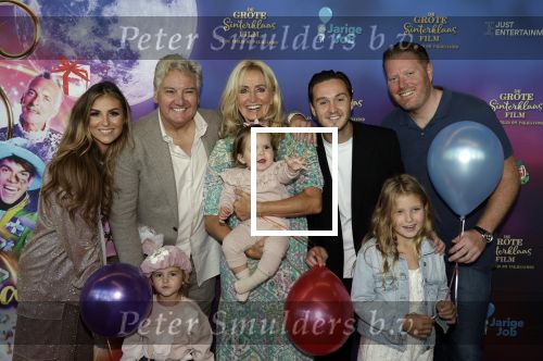 Amsterdam 30 september 2023
Premiere de Grote sinterklaasfilm in Pathe Noord.
Rene froger en Maxime Froger zitten in de film . Natasja Froger en hun kleinkinderen kwamen mee op de rode loper