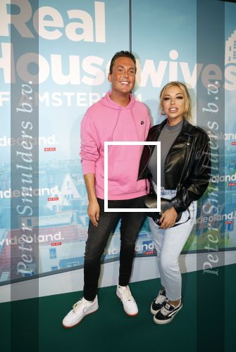 Amsterdam 25 oktober 2023
Presentatie seizoen 2 van The real housewives of Amsterdam in het College Hotel.
In seizoen 2 bestaat de cast uit Helle Huizinga Maria Tailor Susanna Klibansky Tamara Elbaz Kimmylien Nguyen en  Cherry Ann Person . Nick Eshuis en Shirliefje