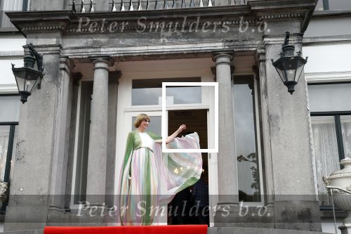 Soestdijk 11 oktober 2023
 Prinses Margarita de Bourbon de Parme poseert voorafgaand aan de opening van de tentoonstelling De vrouwen van Soestdijk op Paleis Soestdijk. In de tentoonstelling staan de vrouwen die het paleis gevormd hebben en er verbleven centraal, onder wie koningin Juliana, koningin-regentes Emma van Waldeck-Pyrmont . Nicole Uniquole