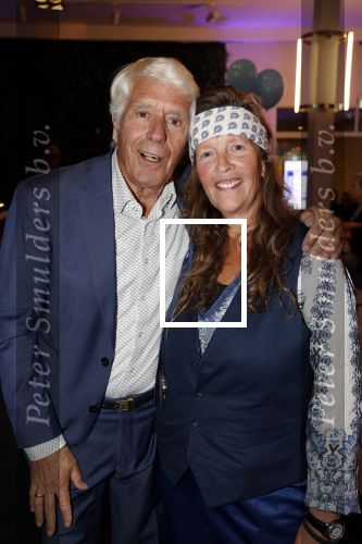 Hilversum 7 oktober 2023
Presentatie nieuwe magazine van Nicole des Bouvrie bij  Theater Gooiland. Nicole des Bouvrie en Klaas Wilting