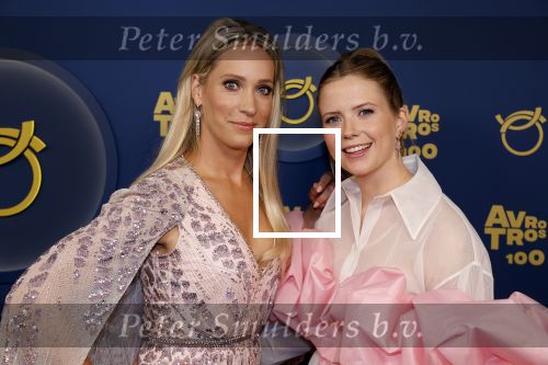 Amsterdam 12 oktober 2023
Televizierring 2023 in Carre .
Noa Vahle won de prijs voor talent van het jaar. Noa Vahle en Helene Hendriks