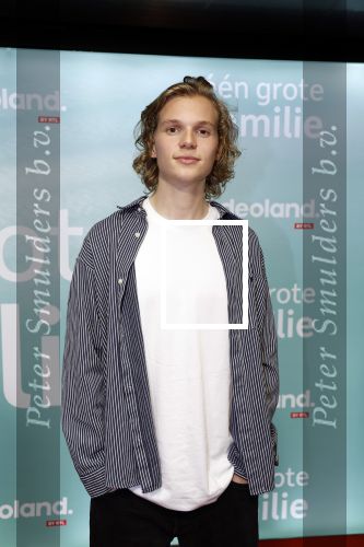 Amsterdam 10 oktober 2023
Premiere een grote familie in Tuschinski . Vidoeland gaat het uitzenden. Oskar Transue