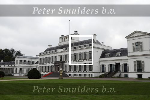 Soestdijk 11 oktober 2023
 Prinses Margarita de Bourbon de Parme poseert voorafgaand aan de opening van de tentoonstelling De vrouwen van Soestdijk op Paleis Soestdijk. In de tentoonstelling staan de vrouwen die het paleis gevormd hebben en er verbleven centraal, onder wie koningin Juliana, koningin-regentes Emma van Waldeck-Pyrmont  Interieur en foto\'s paleis Soestdijk