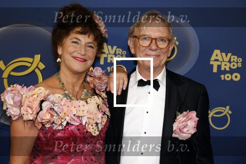 Amsterdam 12 oktober 2023
Televizierring 2023 in Carre .
Debbie de Jong met partner  Paul