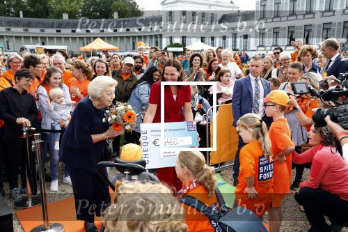 Soestdijk 7 oktober 2023
Prinses Beatrix is bij de walk voor het spierfonds waarvan de finish bij Paleis Soestdijk is.