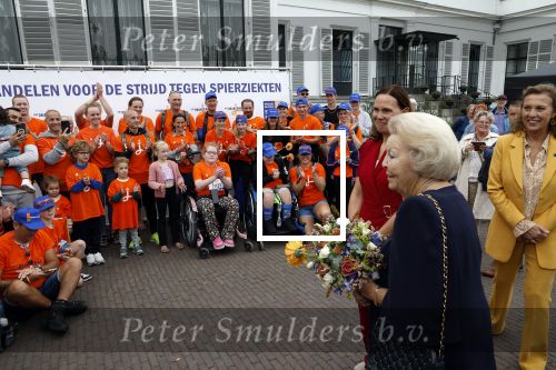 Soestdijk 7 oktober 2023
Prinses Beatrix is bij de walk voor het spierfonds waarvan de finish bij Paleis Soestdijk is.