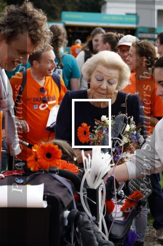 Soestdijk 7 oktober 2023
Prinses Beatrix is bij de walk voor het spierfonds waarvan de finish bij Paleis Soestdijk is.