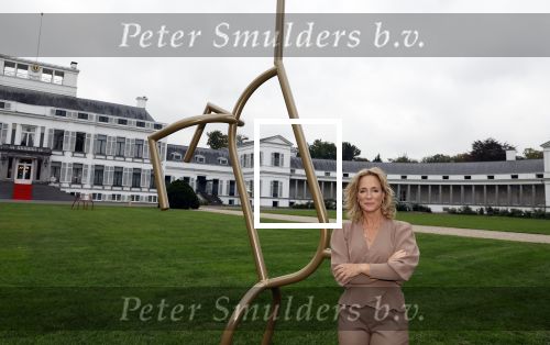 Soestdijk 11 oktober 2023
 Prinses Margarita de Bourbon de Parme poseert voorafgaand aan de opening van de tentoonstelling De vrouwen van Soestdijk op Paleis Soestdijk. In de tentoonstelling staan de vrouwen die het paleis gevormd hebben en er verbleven centraal, onder wie koningin Juliana, koningin-regentes Emma van Waldeck-Pyrmont en prinses