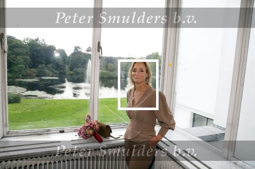 Soestdijk 11 oktober 2023
 Prinses Margarita de Bourbon de Parme poseert voorafgaand aan de opening van de tentoonstelling De vrouwen van Soestdijk op Paleis Soestdijk. In de tentoonstelling staan de vrouwen die het paleis gevormd hebben en er verbleven centraal, onder wie koningin Juliana, koningin-regentes Emma van Waldeck-Pyrmont en prinses