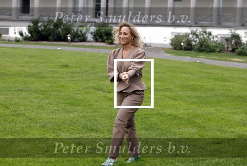 Soestdijk 11 oktober 2023
 Prinses Margarita de Bourbon de Parme poseert voorafgaand aan de opening van de tentoonstelling De vrouwen van Soestdijk op Paleis Soestdijk. In de tentoonstelling staan de vrouwen die het paleis gevormd hebben en er verbleven centraal, onder wie koningin Juliana, koningin-regentes Emma van Waldeck-Pyrmont en prinses