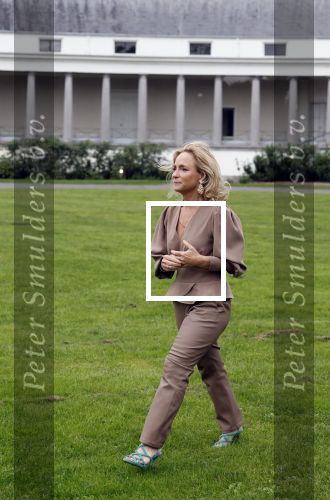 Soestdijk 11 oktober 2023
 Prinses Margarita de Bourbon de Parme poseert voorafgaand aan de opening van de tentoonstelling De vrouwen van Soestdijk op Paleis Soestdijk. In de tentoonstelling staan de vrouwen die het paleis gevormd hebben en er verbleven centraal, onder wie koningin Juliana, koningin-regentes Emma van Waldeck-Pyrmont en prinses