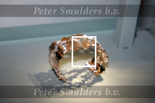 Soestdijk 11 oktober 2023
 Prinses Margarita de Bourbon de Parme poseert voorafgaand aan de opening van de tentoonstelling De vrouwen van Soestdijk op Paleis Soestdijk. In de tentoonstelling staan de vrouwen die het paleis gevormd hebben en er verbleven centraal, onder wie koningin Juliana, koningin-regentes Emma van Waldeck-Pyrmont . Prinses Margarita haar armband