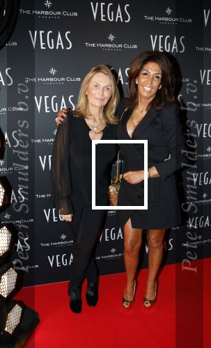 Amsterdam 28 september 2023
Premiere Hans Klok bij the Harbour Club.
rachel Hazes kwam met Jeanine Heruer en Jacqueline Laats