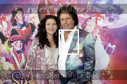 Amsterdam 30 september 2023
Premiere de Grote sinterklaasfilm in Pathe Noord.
Rene Leblanc met partner Jolanda