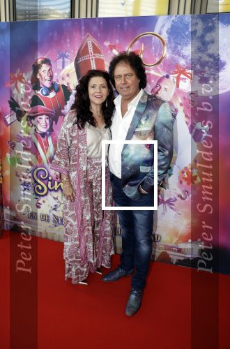 Amsterdam 30 september 2023
Premiere de Grote sinterklaasfilm in Pathe Noord.
Rene Leblanc met partner Jolanda
