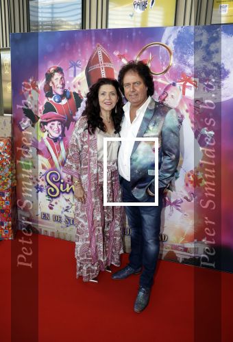 Amsterdam 30 september 2023
Premiere de Grote sinterklaasfilm in Pathe Noord.
Rene Leblanc met partner Jolanda