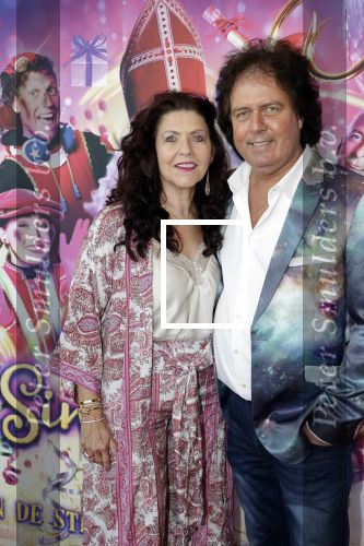 Amsterdam 30 september 2023
Premiere de Grote sinterklaasfilm in Pathe Noord.
Rene Leblanc met partner Jolanda