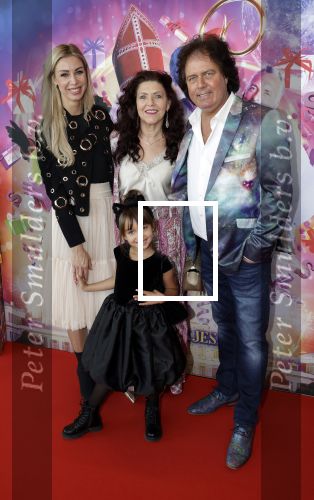 Amsterdam 30 september 2023
Premiere de Grote sinterklaasfilm in Pathe Noord.
Rene Leblanc met partner Jolanda