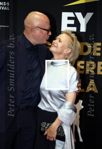 Utrecht 29 september 2023
Uitreiking gouden kalveren in de schouwburg van Utrecht. Renee Soutendijk met man Thed Lensen
