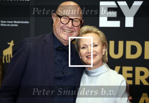 Utrecht 29 september 2023
Uitreiking gouden kalveren in de schouwburg van Utrecht. Renee Soutendijk met man Thed Lensen