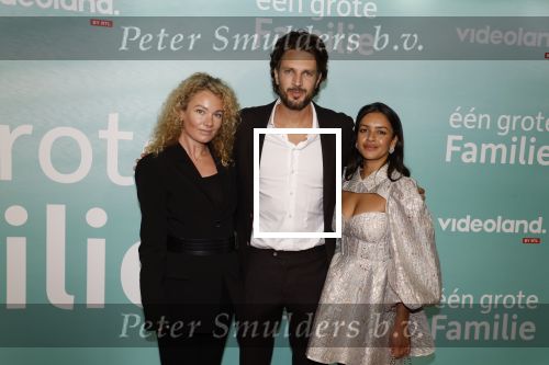 Amsterdam 10 oktober 2023
Premiere een grote familie in Tuschinski . Vidoeland gaat het uitzenden. Renze Klamer