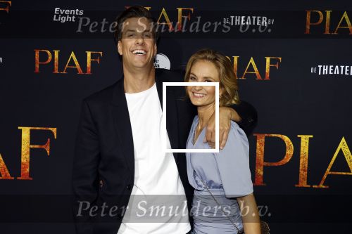 Amsterdam 13 oktober 2023
Premiere Piaf in het DeLamar theater.
Rob kemps kwam met zijn vriendin Stephanie Klaver