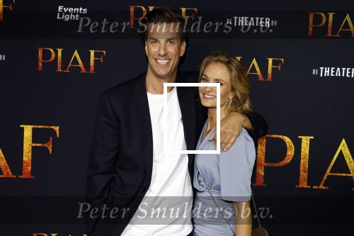 Amsterdam 13 oktober 2023
Premiere Piaf in het DeLamar theater.
Rob kemps kwam met zijn vriendin Stephanie Klaver