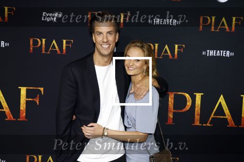 Amsterdam 13 oktober 2023
Premiere Piaf in het DeLamar theater.
Rob kemps kwam met zijn vriendin Stephanie Klaver