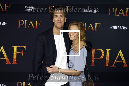 Amsterdam 13 oktober 2023
Premiere Piaf in het DeLamar theater.
Rob kemps kwam met zijn vriendin Stephanie Klaver