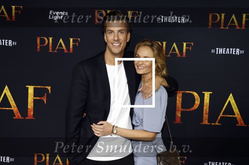 Amsterdam 13 oktober 2023
Premiere Piaf in het DeLamar theater.
Rob kemps kwam met zijn vriendin Stephanie Klaver