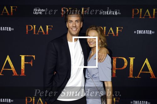 Amsterdam 13 oktober 2023
Premiere Piaf in het DeLamar theater.
Rob kemps kwam met zijn vriendin Stephanie Klaver
