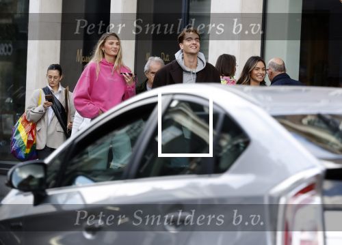 Amsterdam 5 oktober 2023
Robbert Rodenburg Romee Strijd en Monica Geuze op straat in Amsterdam zuid.