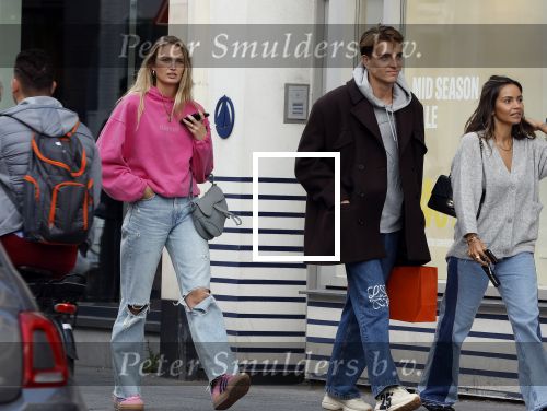 Amsterdam 5 oktober 2023
Robbert Rodenburg Romee Strijd en Monica Geuze op straat in Amsterdam zuid.