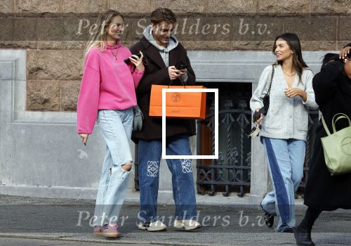 Amsterdam 5 oktober 2023
Robbert Rodenburg Romee Strijd en Monica Geuze op straat in Amsterdam zuid.