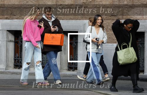 Amsterdam 5 oktober 2023
Robbert Rodenburg Romee Strijd en Monica Geuze op straat in Amsterdam zuid.