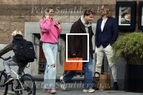 Amsterdam 5 oktober 2023
Robbert Rodenburg Romee Strijd en Monica Geuze op straat in Amsterdam zuid.