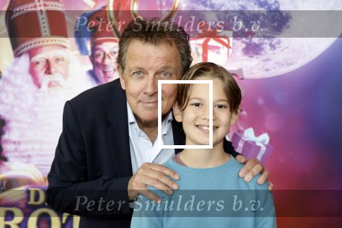 Amsterdam 30 september 2023
Premiere de Grote sinterklaasfilm in Pathe Noord.
Robert ten Brink kwam met zijn kleinzoon