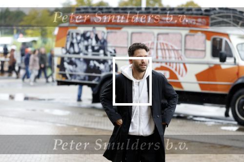 Arnhem 20 oktober 2023
Concert the streamers in het gelredome .
Deelnemers oa Susan en Freek Ronnie Flex Guus Meeuwis Nick Schilder Simon Keizer Diggy Dex Kraantje pappie Roel v Velzen Snelle Danny Vera Flemming Claude Paul de Leeuw Zoe Tauran en Frank Lammers .