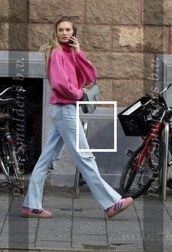 Amsterdam 5 oktober 2023
Robbert Rodenburg Romee Strijd en Monica Geuze op straat in Amsterdam zuid.